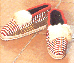 ourelos.jpg (84058 bytes)